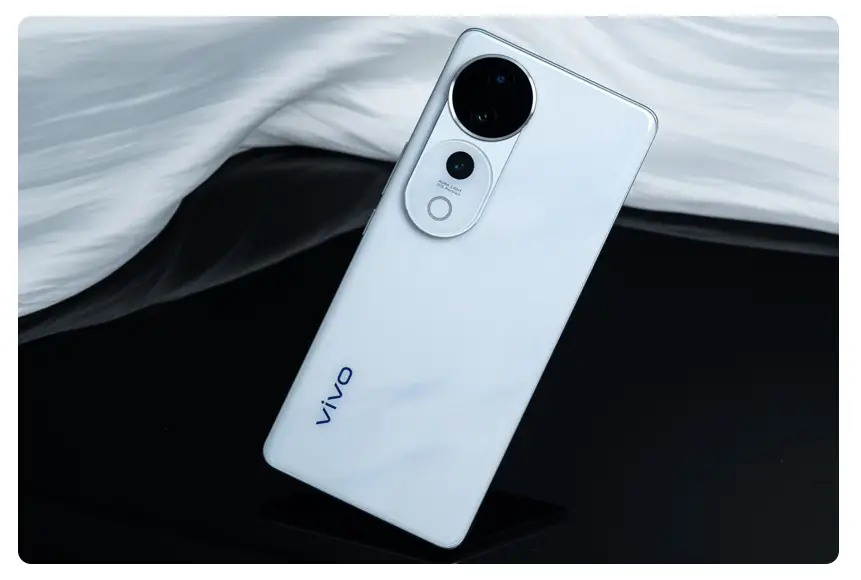 Vivo S19 Review 8